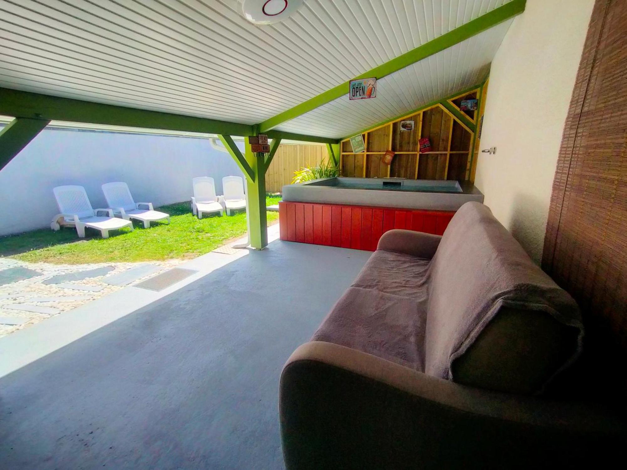 Gite Avec Piscine Et Espace Bien-Etre Partages Entre Bordeaux Et Lacanau Ocean (Adults Only) Brach Exterior photo